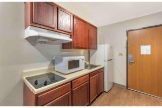Motel 6 Suites Little Rock Southwest, AR - 4