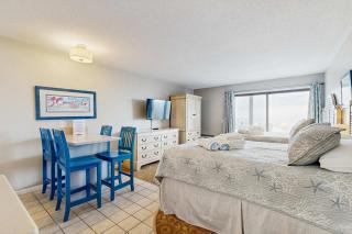 Oceanfront oasis with kitchenette bay-view patio & AC - dog-friendly - 8