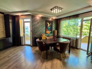 La Zur Guest House - 2