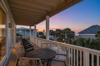 Spanish Villa - Sleeps 12 - 4