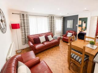 13 Trevithick Court, Tolroy Manor - 8