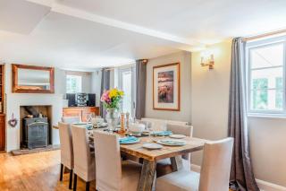 4 Bed in Ningwood oc-ic048 - 2