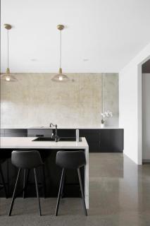 Urban Hideaway - Stay 4 Pay 3 - 6