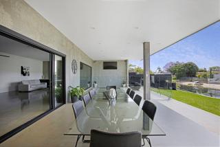 Urban Hideaway - Stay 4 Pay 3 - 7