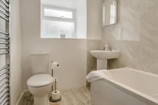 4 Bed in Llanfihangel Y Pennant oc-b42719 - 8