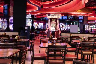 Cherokee Casino Hotel Roland - 4