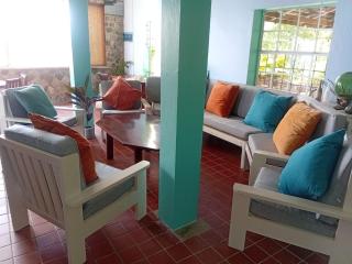 Trinity Point Hillside Villa, beach & sunset views - 9