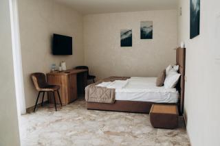 Hiking&Ski Hotel - 8