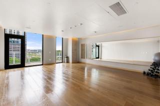 Rainey Street King Suite l Rooftop Pool - 5