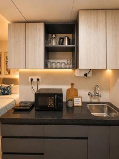 Casa De Amantos - Pvt Studio Stays - Swimming Pool access with entire Apartment - 6