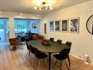Quiet 3BR Apartment Near Kringlan & Downtown - 2