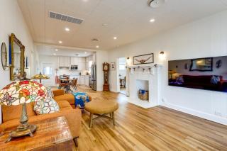 Upscale Home on 120 Acres: Near Wedding Venues! - 9