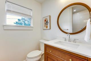 Upscale Home on 120 Acres: Near Wedding Venues! - 7
