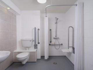 Garner Hotel Wolverhampton by IHG - 3