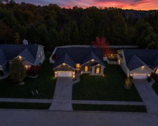 Autumn Retreat with Pool - 1