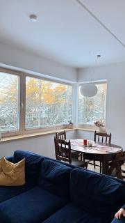 Family Retreat by Forest & Train Free Parking - 6