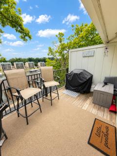 The Little Penthouse - 7