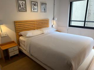 Praga Suites 4 Cozy 1BR Great Location Fast WiFi - 9