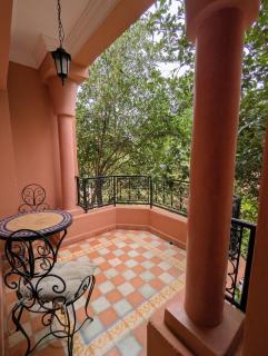 Las Palmeras Guest House - 2