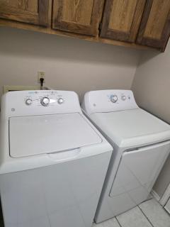 Awesome 4 bedroom home 6 minutes from AT&T stadium - 4