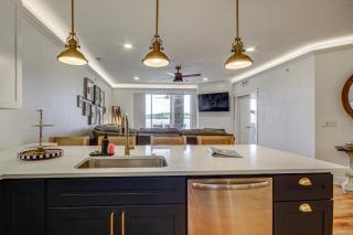Furnished Porch, Resort Pools! Lands End Condo - 1