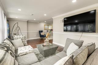 Game Room, Private Yard! Temple Hills Family Home - 8