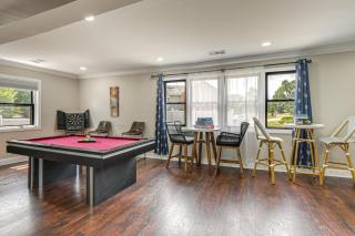Game Room, Private Yard! Temple Hills Family Home - 3
