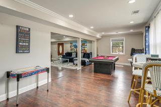 Game Room, Private Yard! Temple Hills Family Home - 2