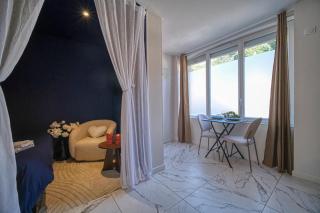 LA SECRET ROOM - suite de luxe avec jacuzzi - 0