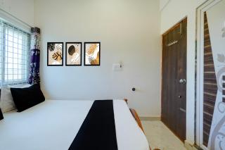 Hotel O GOLDEN LODGE & Rooms - Bangalore - 2