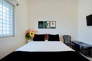 Hotel O GOLDEN LODGE & Rooms - 4