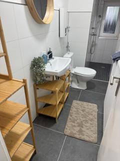 Modernes Apartment Nähe City free parking free wifi - 1