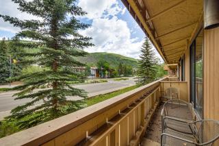 Updated Condo: Walk to Vail Village & Ski Shuttle! - 8
