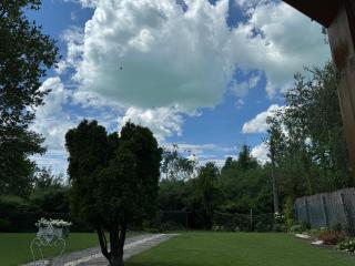 Lake Balaton Family with 3 bedrooms and private beach , private parking - 3