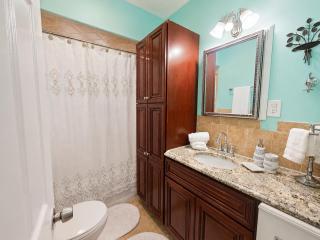 Amazing large 3 BD apartment in NJ Close 15 minutes to Metlife - 3