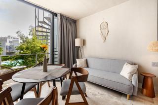 Penthouse with Private Pool 10 Min to Beach - 0
