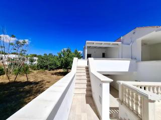 Serene Sea - Summer Home Holiday - 1