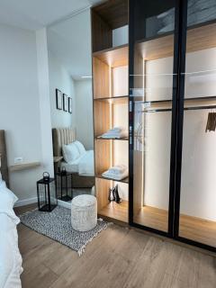 Belix Seaview Studio Apartments - 3