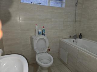 Zuba Self-Catering Apartments - 4