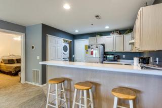 Unwind Poolside, Walk to Beach! Ozarks Getaway - 4
