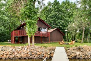 Mille Lacs Lake Cabin: Private Dock, Deck & Grill - 0