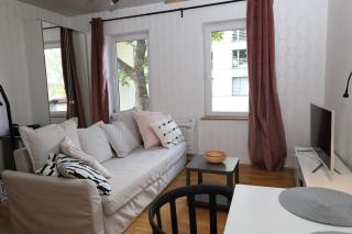 Studio with 15min walk to oldtown, dishwasher, aircon - 3