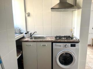 Level One Apartment - Central Busteni with Garden - 8