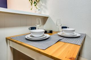 1 Mi to UT & Med Centers! Updated Austin Studio - 6