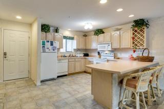 Tranquil Osage Beach Condo w/ Waterfront Decks! - 6