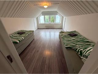 Four bedroom apartment close to beach - 8