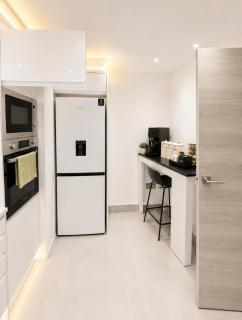 Spacious 2Bedroom 2bathroom in Woolwich Greenwich with Front and Back Garden Ideal for Families and Groups - 6