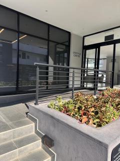 Two - Bedroom Comfort in the Heart of Pretoria, the Jacaranda City - 7