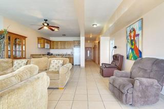 # El Mirador del Golfo: Beachfront 4BR Compound for 16 | Las Palmas # - 4