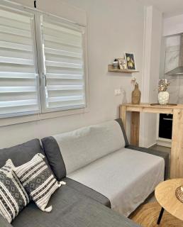 Level up - A , Modern 2-Level Duplex Apartment - 4